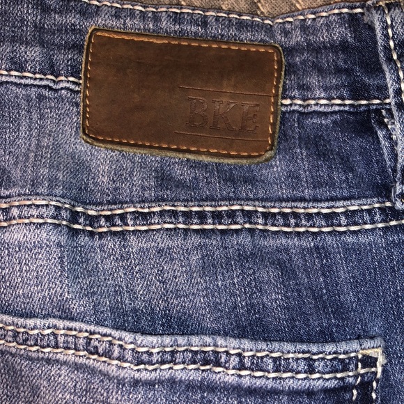 NWOT Men’s Buckle bootcut Jeans - Picture 12 of 12